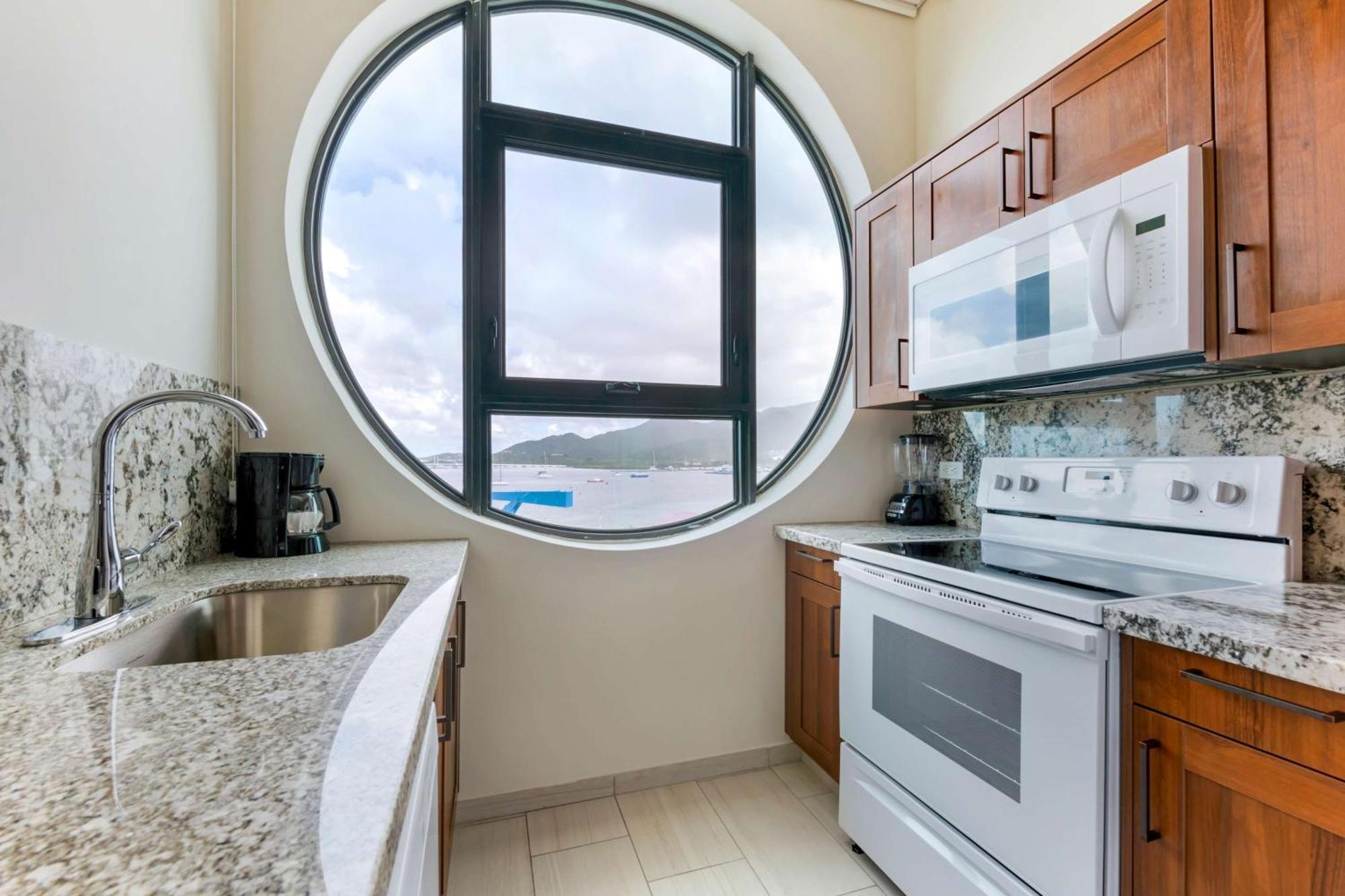 Hilton Vacation Club Royal Palm St Maarten Koolbaai Экстерьер фото