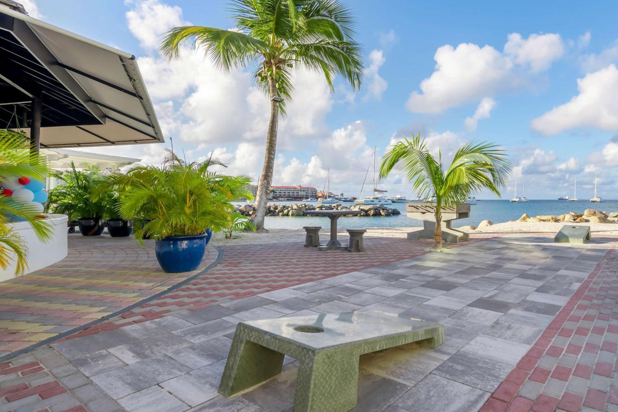Hilton Vacation Club Royal Palm St Maarten Koolbaai Экстерьер фото