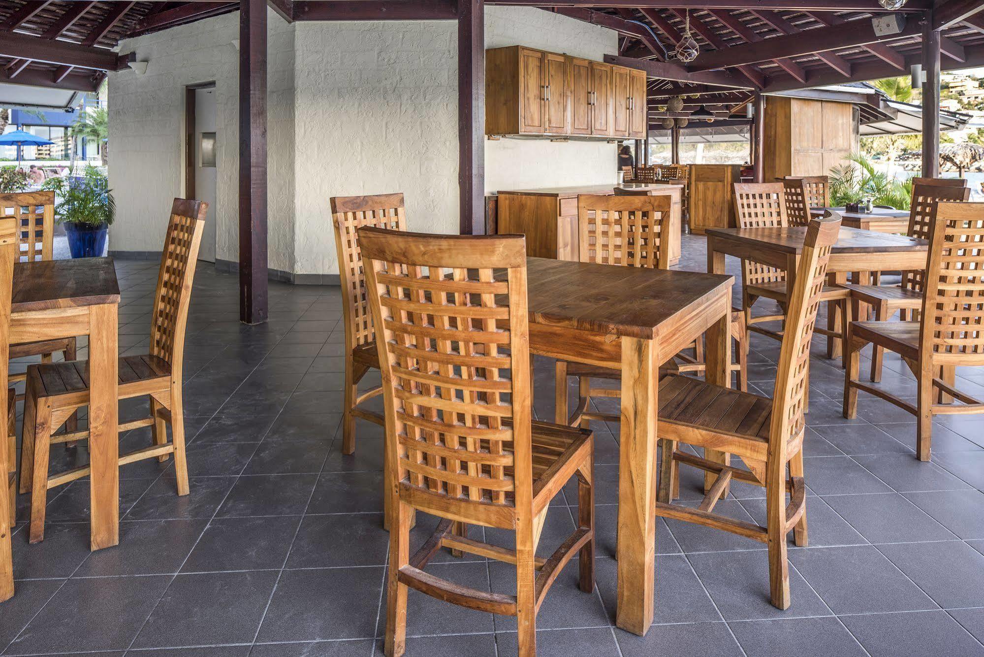 Hilton Vacation Club Royal Palm St Maarten Koolbaai Экстерьер фото